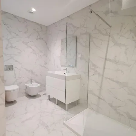 Fantastico Quarto Queen Com Ar Quarto em Acomodações Particulares *